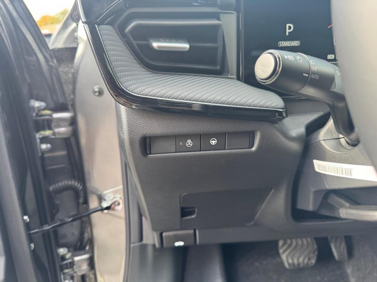 2027 Nissan Kicks SR Premium AWD Photo