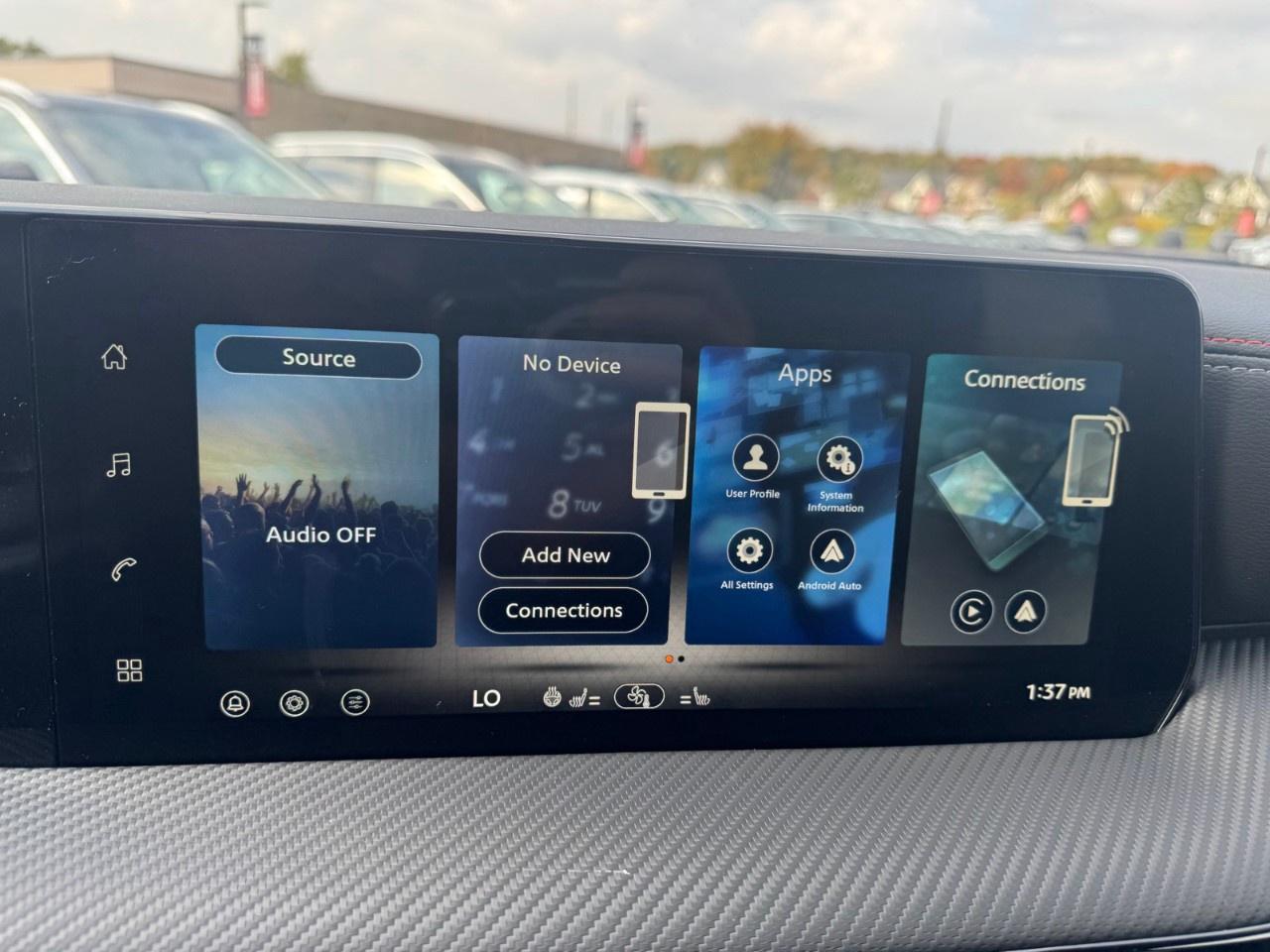 2027 Nissan Kicks SR Premium AWD Photo