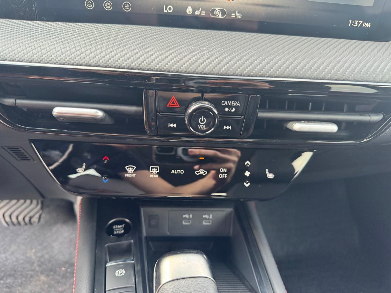 2027 Nissan Kicks SR Premium AWD Photo
