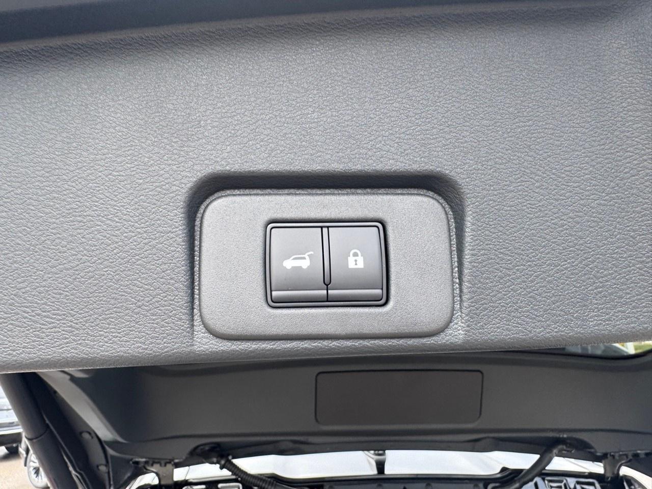 2027 Nissan Kicks Rock Creek AWD Photo