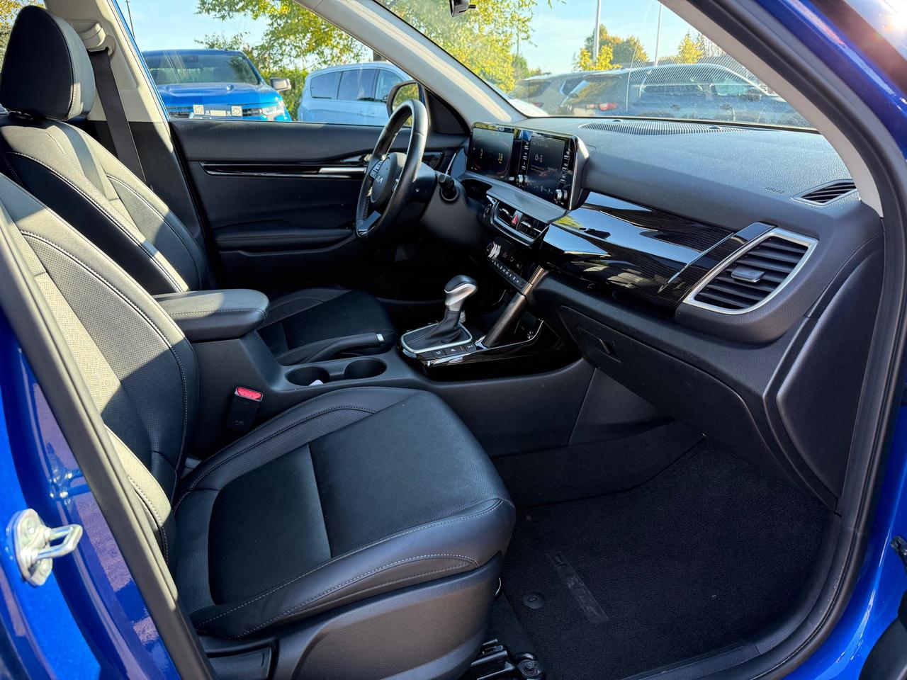 2025 Kia Seltos EX Sunroof! Leather! Autostart! Photo
