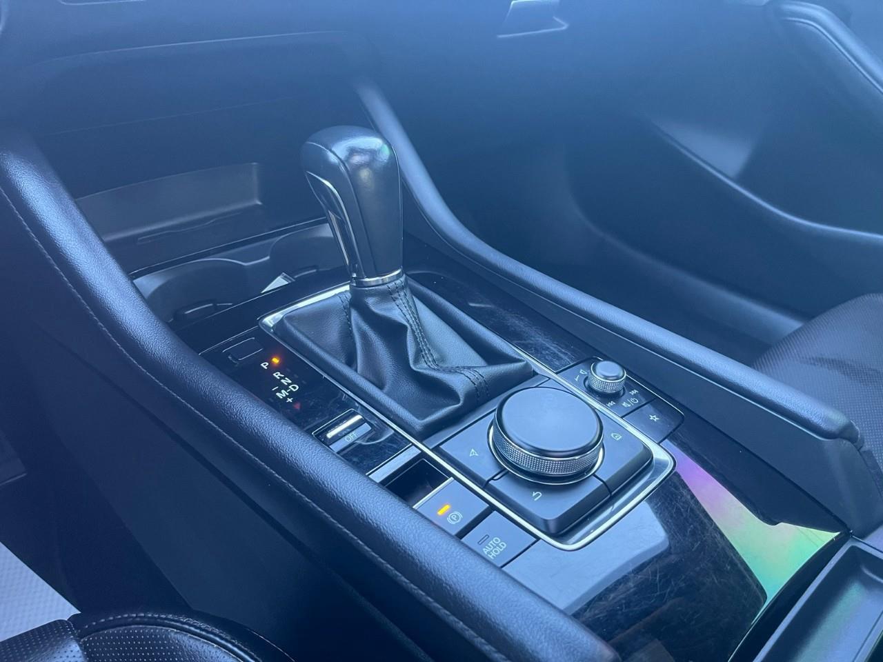 2024 Mazda MAZDA3 GT Apple CarPlay & Android Auto | Power Sunroof | Bose Premium Audio Photo