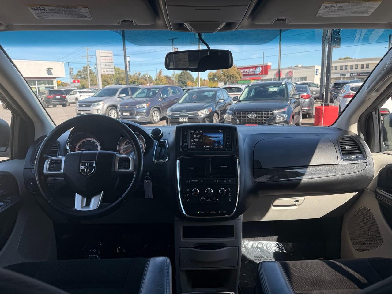 2017 Dodge Grand Caravan CVP/SXT Photo