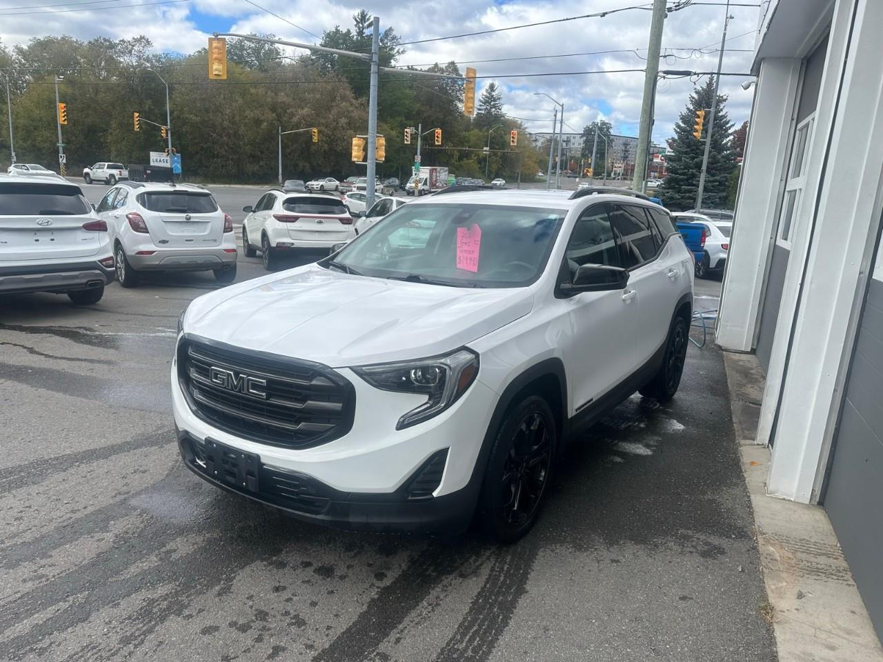 2021 GMC Terrain SLE Photo