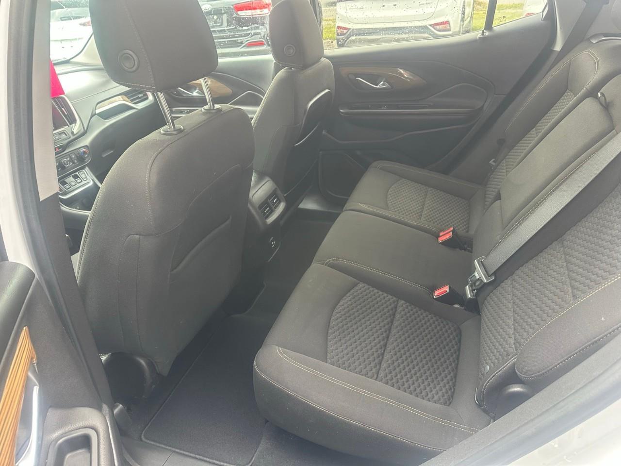 2021 GMC Terrain SLE Photo