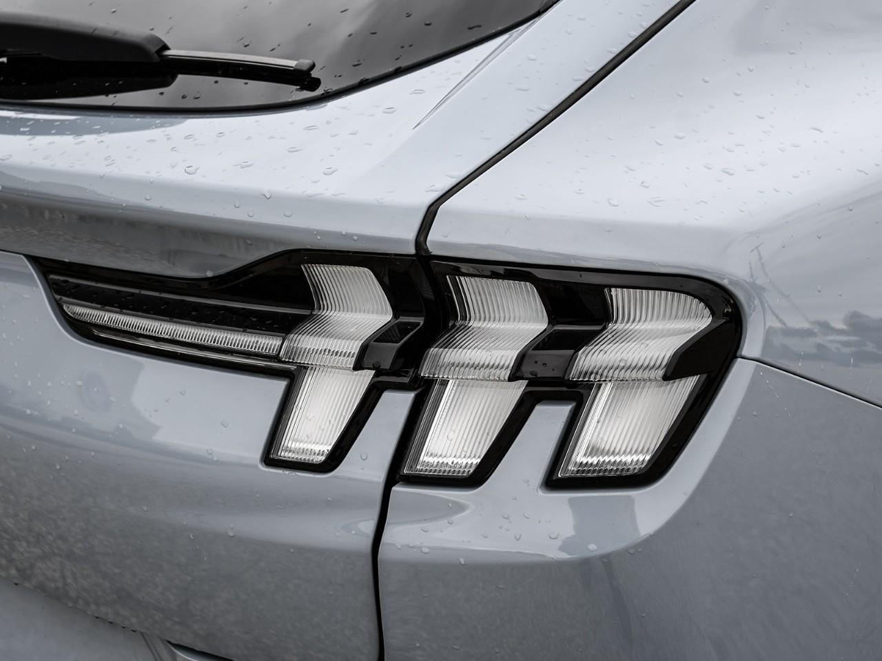 2025 Ford Mustang Mach-E Premium NAV | HEATED & COOLED SEATS |  HEATED STEERING Photo