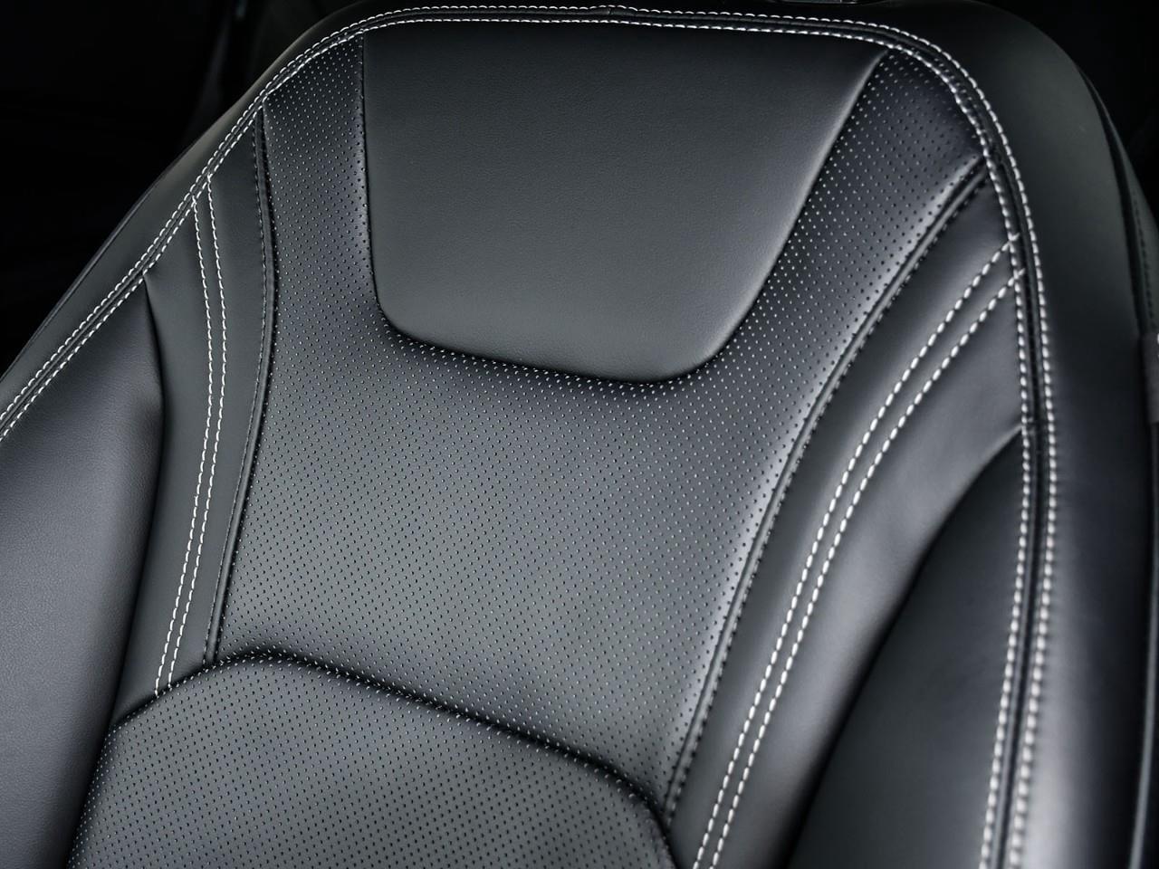 2025 Ford Mustang Mach-E Premium NAV | HEATED & COOLED SEATS |  HEATED STEERING Photo