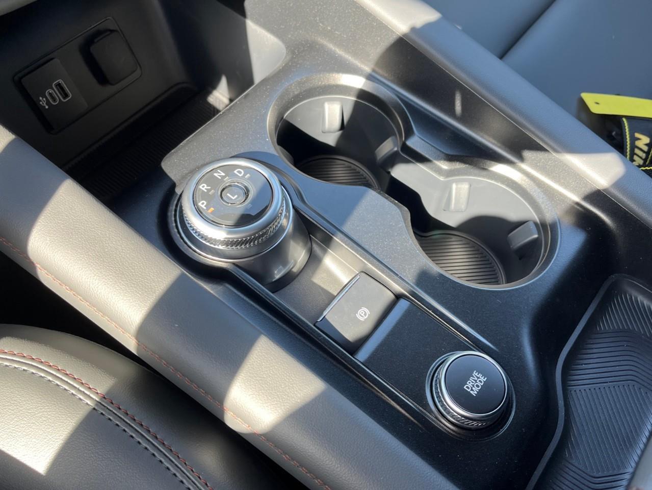 2027 Ford Explorer Active Photo