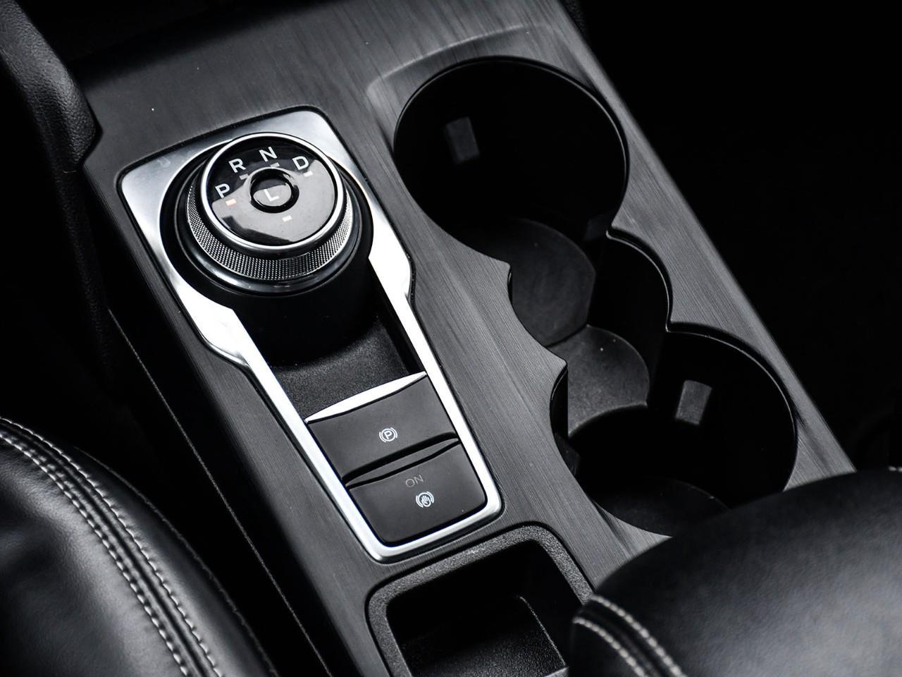 2024 Ford Escape PHEV PLUG-IN HYBRID | HTD SEATS | HTD STEERING | ADAPTIVE CRUISE Photo