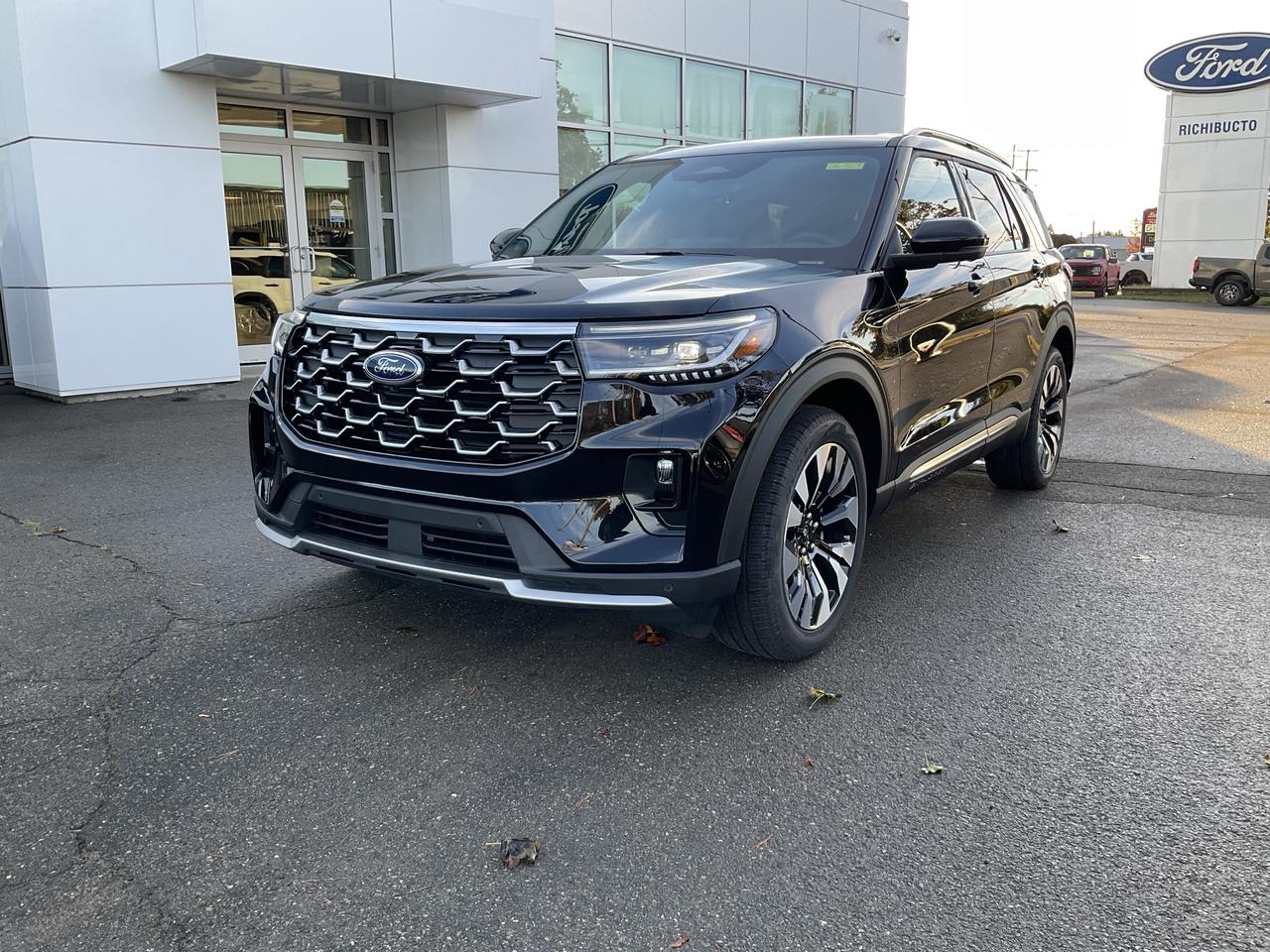 2026 Ford Explorer Platinum Photo0
