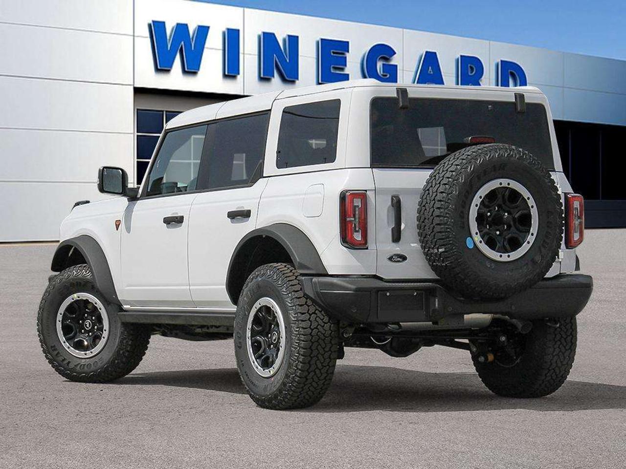 2026 Ford Bronco BADLANDS 4 Door 4x4 334A Photo3