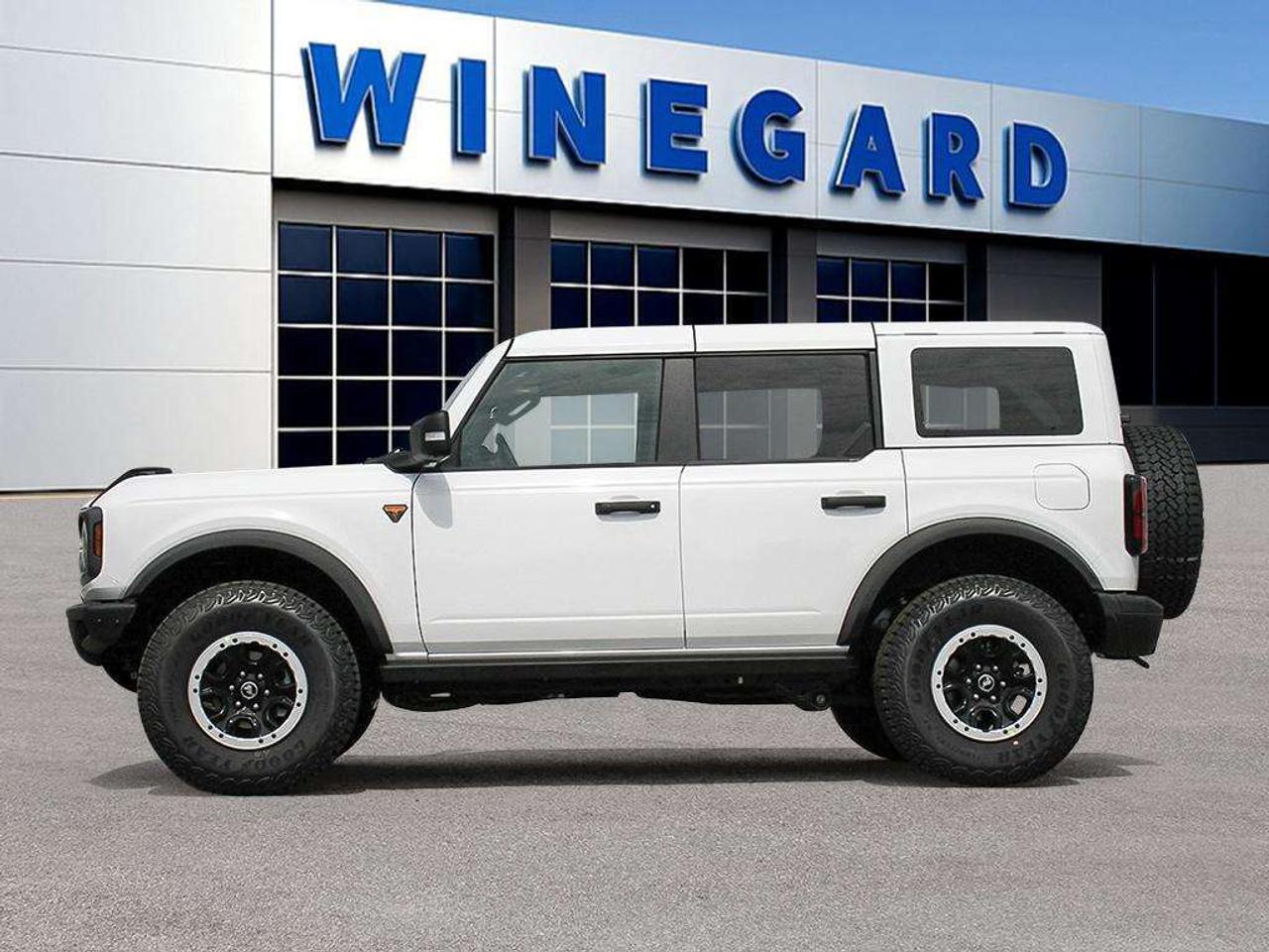 2026 Ford Bronco BADLANDS 4 Door 4x4 334A Photo2