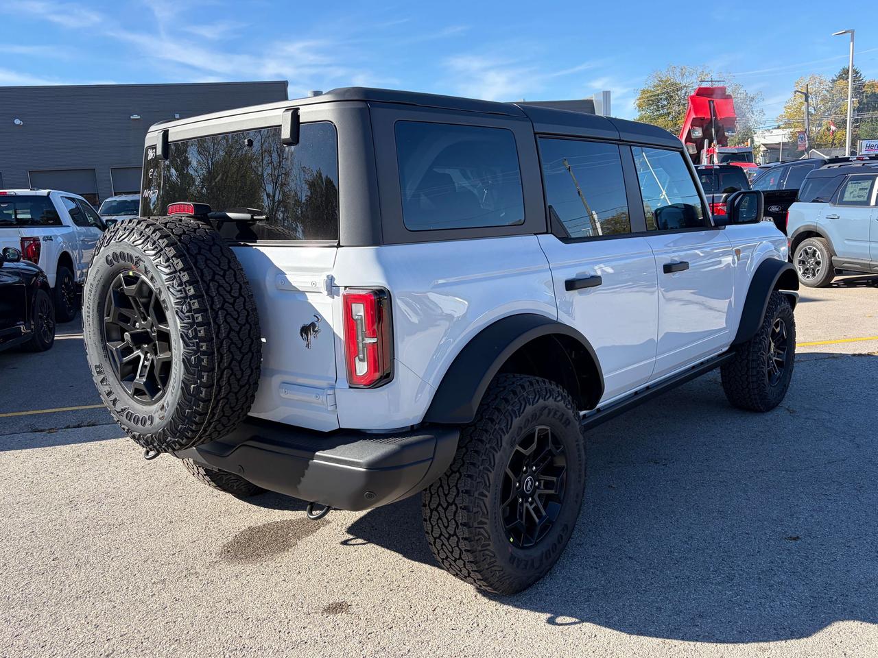 2026 Ford Bronco BADLANDS 4 Door 4x4 334A Photo4