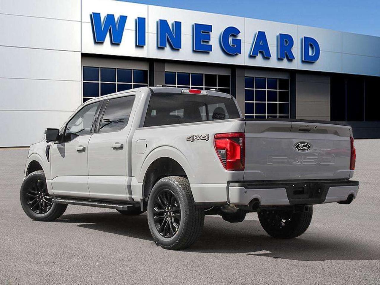 2026 Ford F-150 XLT 4WD SuperCrew 5.5' Box 301A Photo3