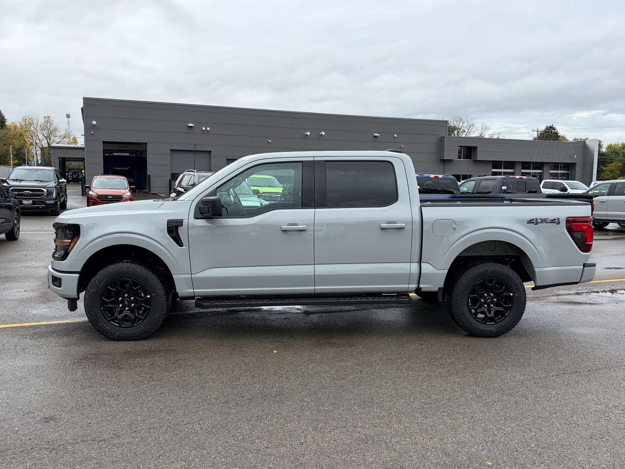 2026 Ford F-150 XLT 4WD SuperCrew 5.5' Box 301A Photo5