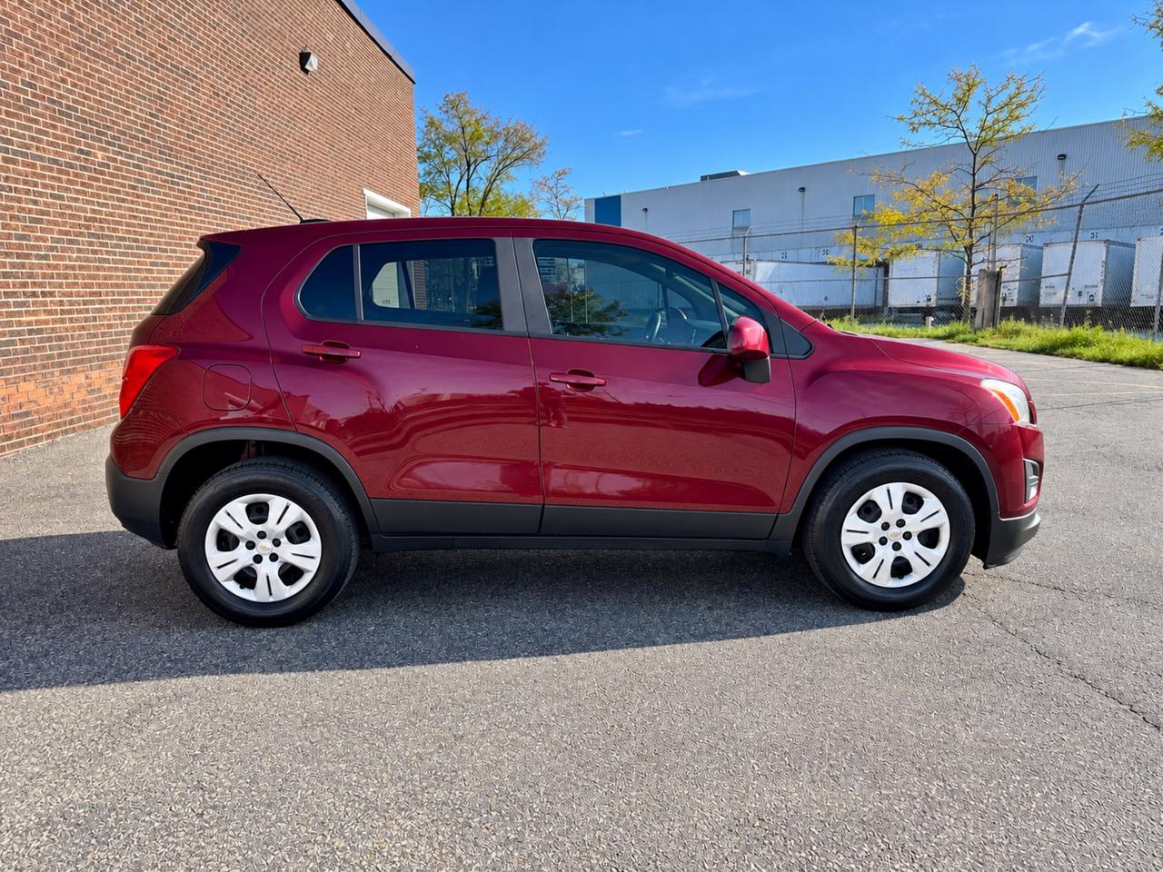 2015 Chevrolet Trax LS Photo4