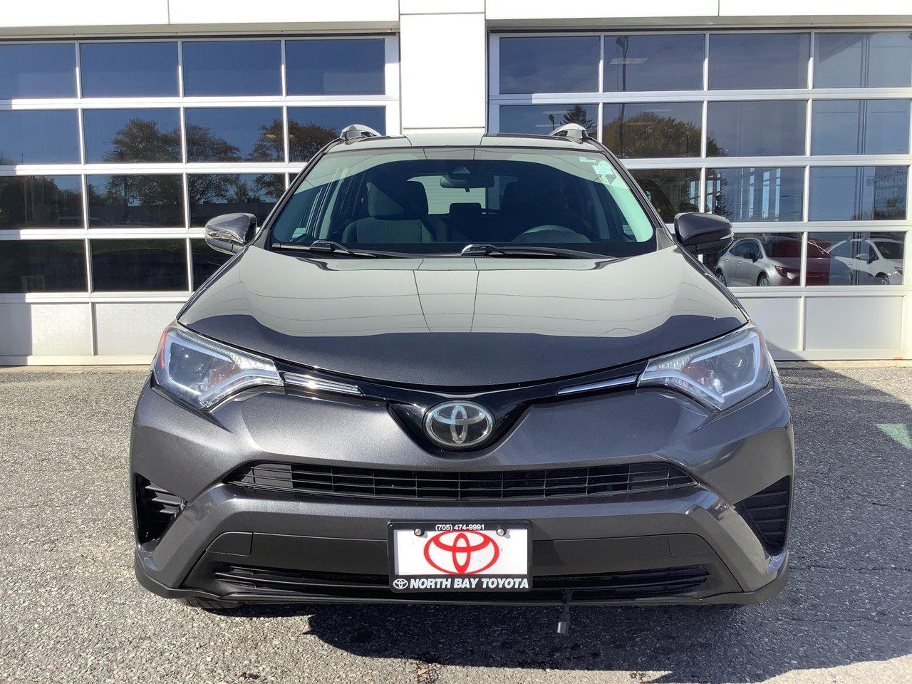 2018 Toyota RAV4 LE AWD Photo