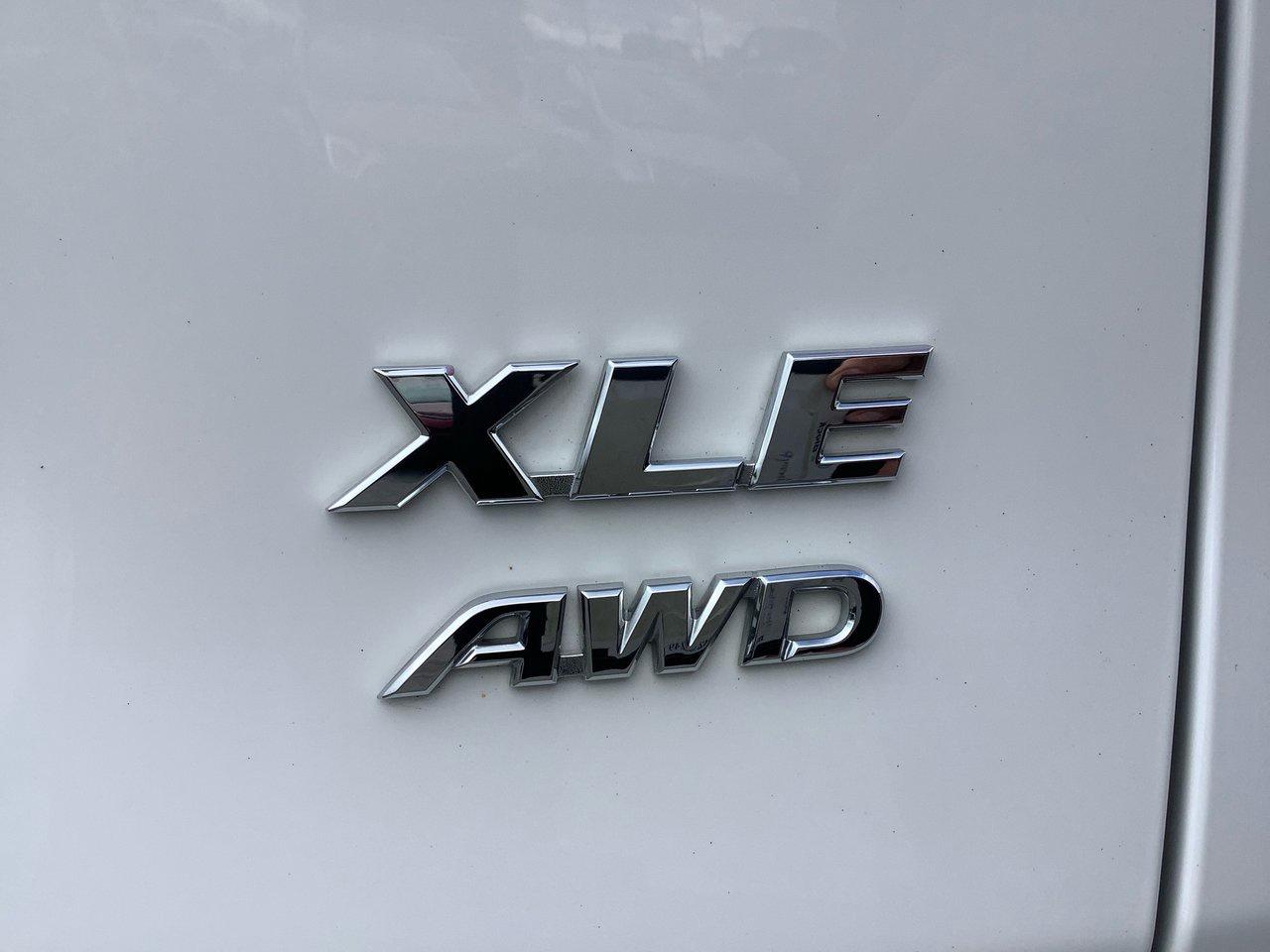 2022 Toyota Rav XLE Photo