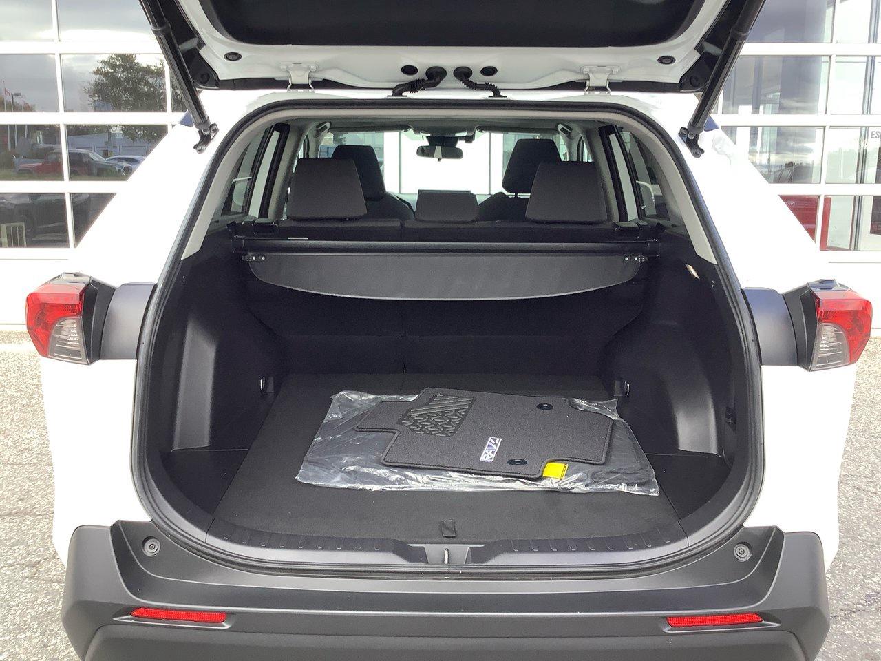 2022 Toyota Rav XLE Photo