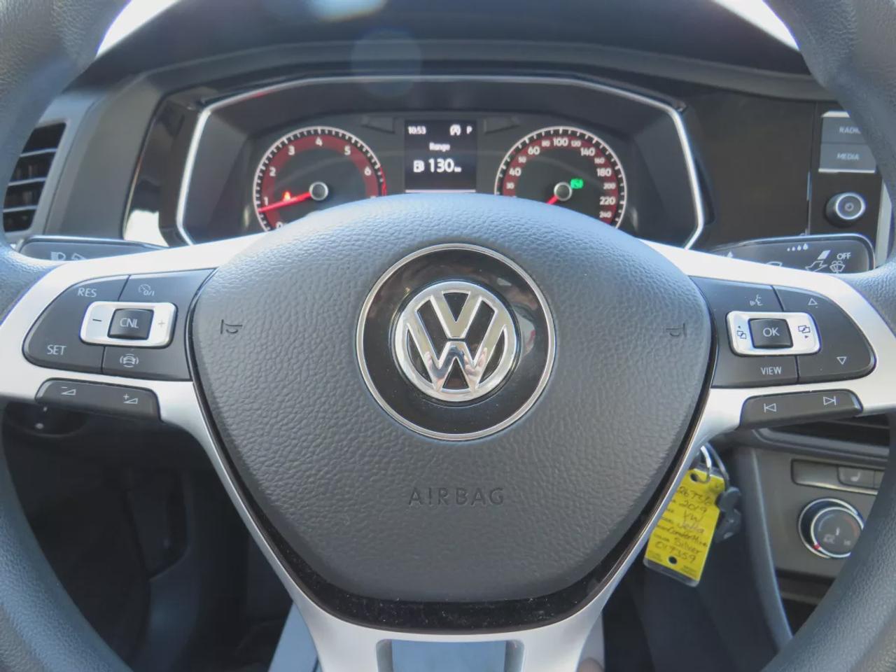 2019 Volkswagen Jetta Comfortline | FWD | Automatic | Low Kms | Alloy Wheels | Heated Seats | Air Conditioning | Touchscreen Display | Apple CarPlay & Android Auto | Bluetooth | Back-Up Camera | Cruise Control | USB Input | Keyless Entry | Heated Power Mirrors Photo