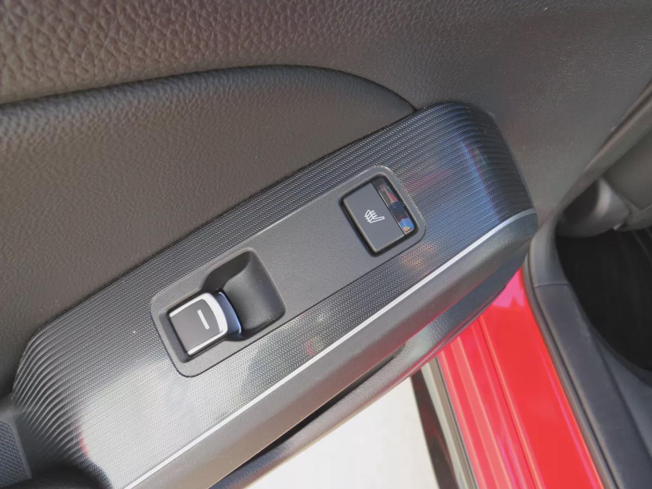 2022 Honda Civic Sedan Touring | LOW KM!! | FWD | Automatic | Alloy Wheels | Leather Seats | Heated Front & Rear Seats | Heated Steering Wheel | Power Driver & Passenger Seats | Climate Control | Sunroof | Touchscreen Display | Wireless Apple CarPlay & Android Auto | Navi Photo