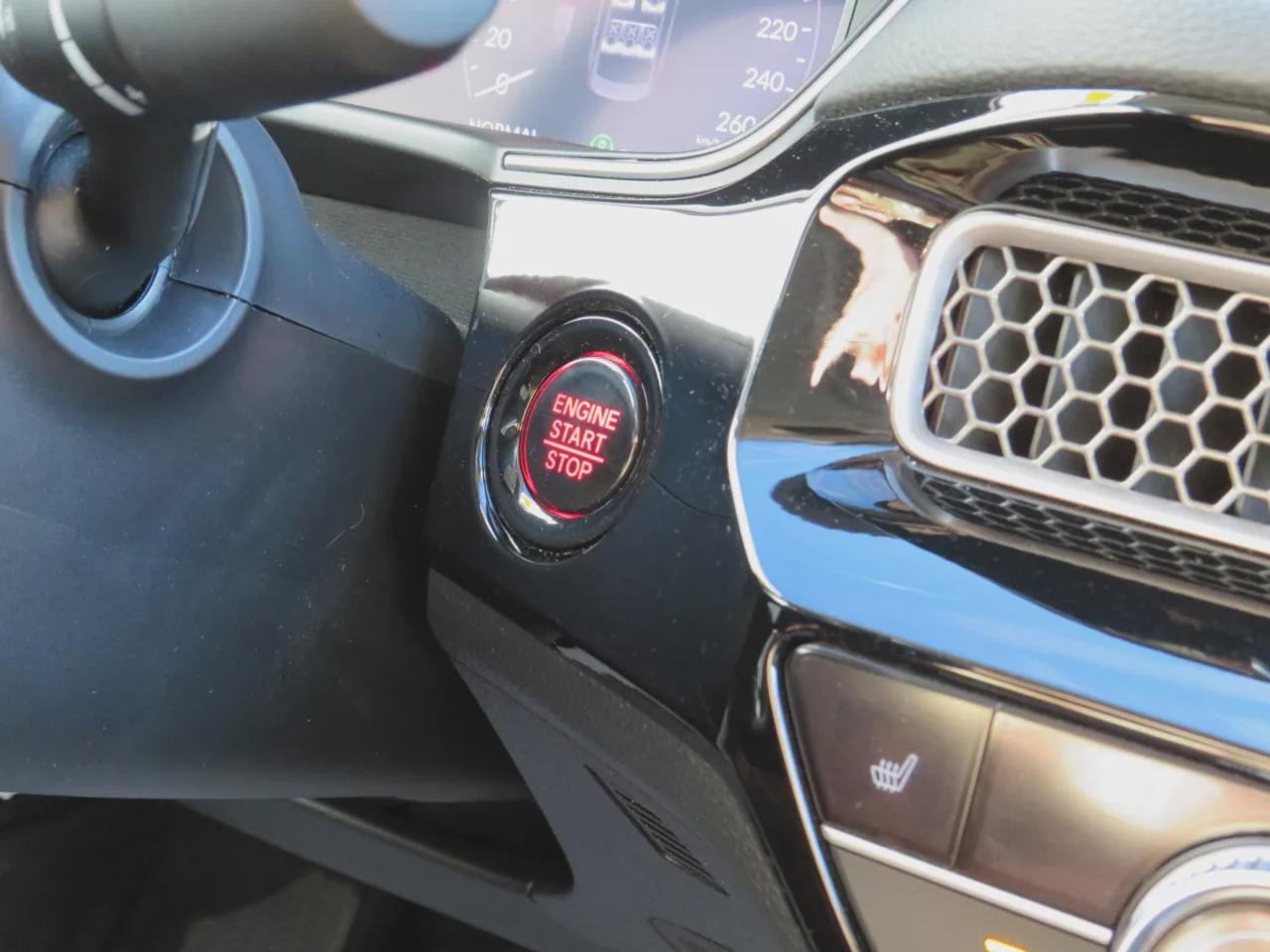 2022 Honda Civic Sedan Touring | LOW KM!! | FWD | Automatic | Alloy Wheels | Leather Seats | Heated Front & Rear Seats | Heated Steering Wheel | Power Driver & Passenger Seats | Climate Control | Sunroof | Touchscreen Display | Wireless Apple CarPlay & Android Auto | Navi Photo