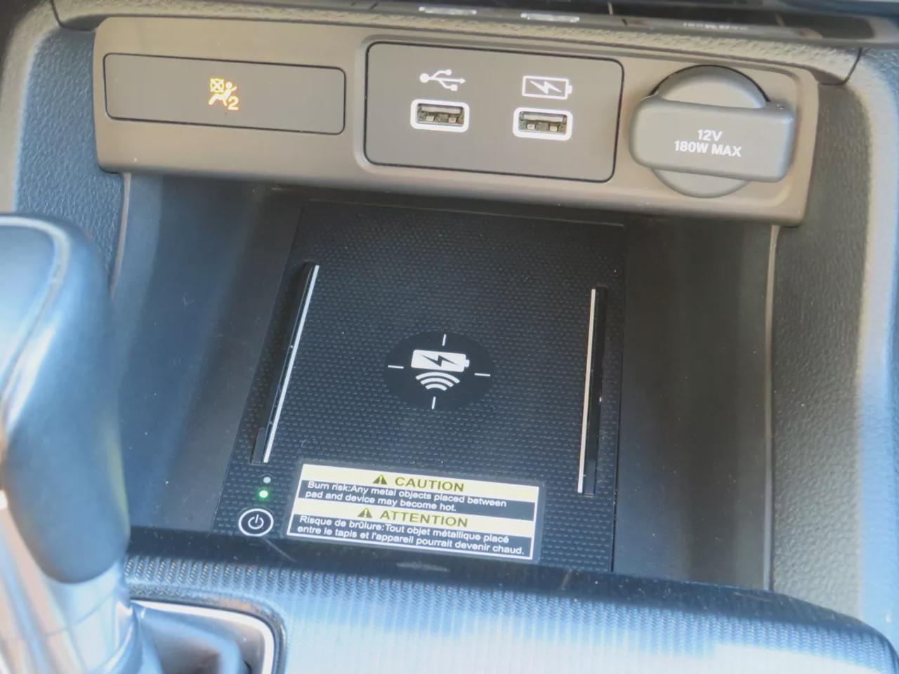 2022 Honda Civic Sedan Touring | LOW KM!! | FWD | Automatic | Alloy Wheels | Leather Seats | Heated Front & Rear Seats | Heated Steering Wheel | Power Driver & Passenger Seats | Climate Control | Sunroof | Touchscreen Display | Wireless Apple CarPlay & Android Auto | Navi Photo