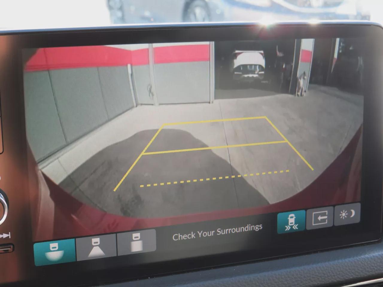 2022 Honda Civic Sedan Touring | LOW KM!! | FWD | Automatic | Alloy Wheels | Leather Seats | Heated Front & Rear Seats | Heated Steering Wheel | Power Driver & Passenger Seats | Climate Control | Sunroof | Touchscreen Display | Wireless Apple CarPlay & Android Auto | Navi Photo