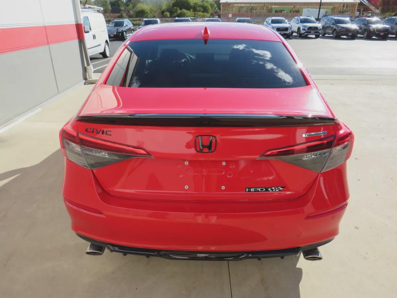2022 Honda Civic Sedan Touring | LOW KM!! | FWD | Automatic | Alloy Wheels | Leather Seats | Heated Front & Rear Seats | Heated Steering Wheel | Power Driver & Passenger Seats | Climate Control | Sunroof | Touchscreen Display | Wireless Apple CarPlay & Android Auto | Navi Photo