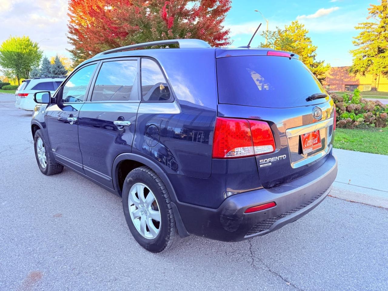 2013 Kia Sorento All-wheel Drive 4dr I4 GDI Automatic LX Photo2