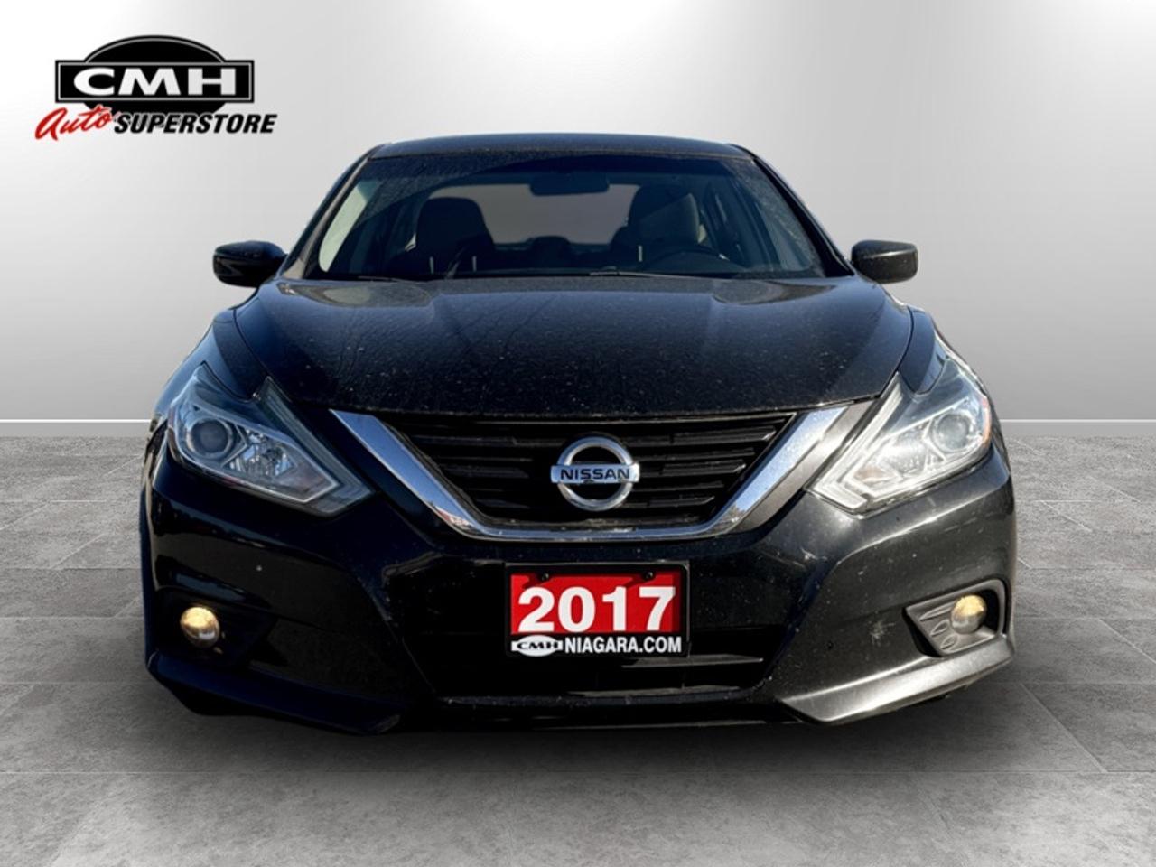 2017 Nissan Altima SV w/Moonroof Pkg  **CLEAN CARFAX** Photo