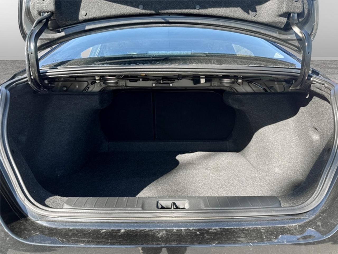 2022 Nissan Sentra SV Special Edition  **CLEAN CARFAX** Photo