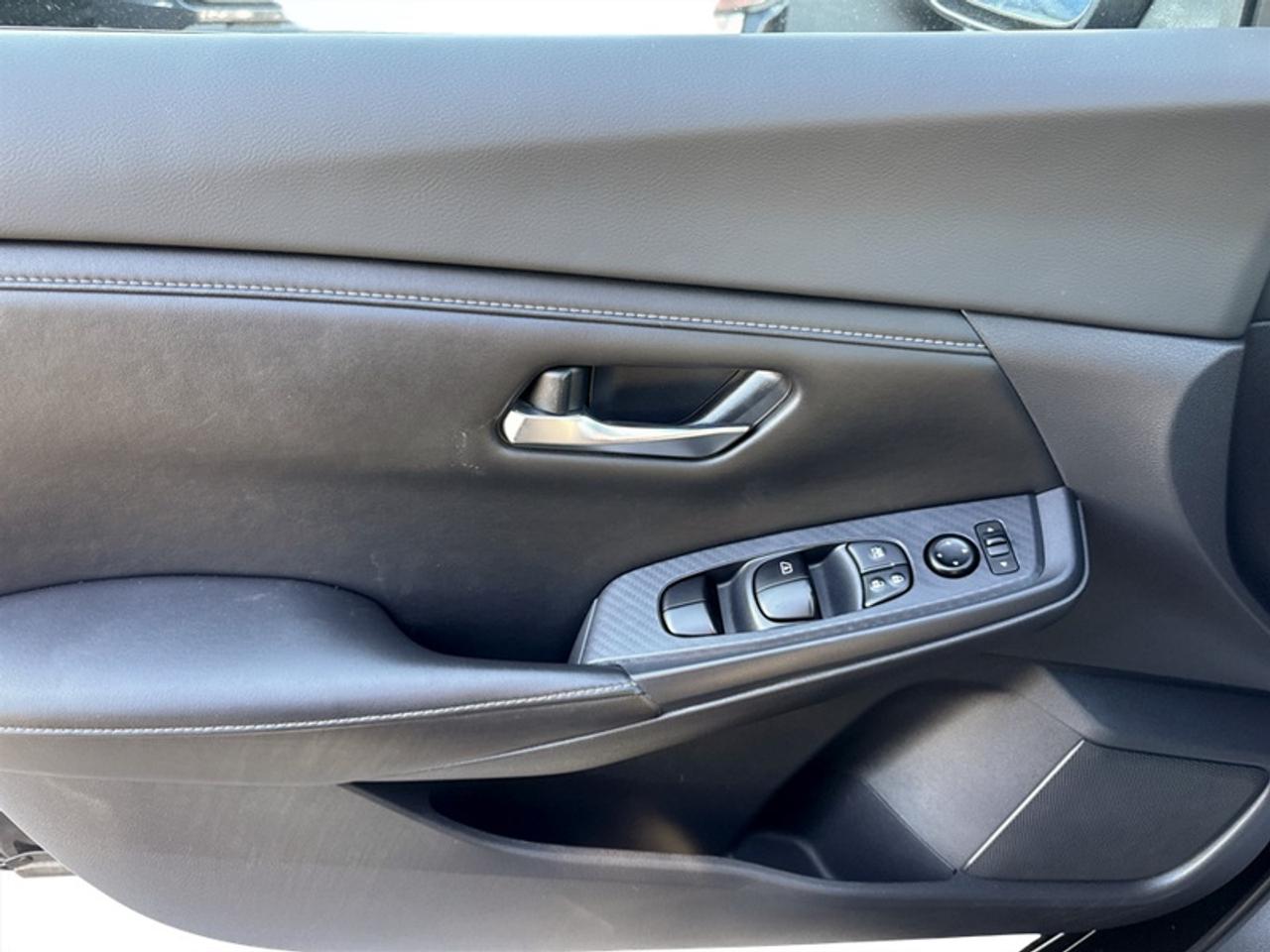 2022 Nissan Sentra SV Special Edition  **CLEAN CARFAX** Photo