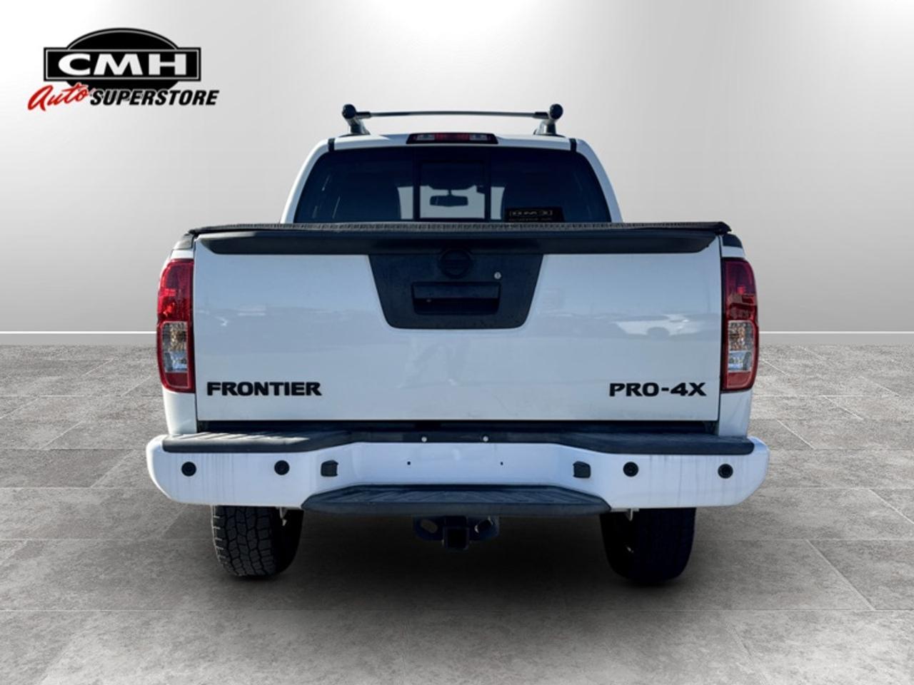 2015 Nissan Frontier PRO-4X w/Leather Pkg  *CLEAN CARFAX* Photo