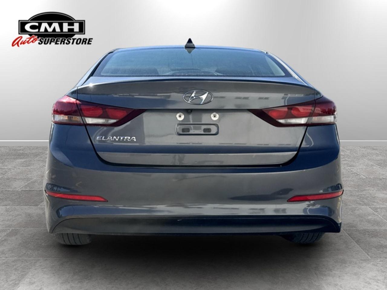 2017 Hyundai Elantra GLS  **GREAT MILEAGE** Photo