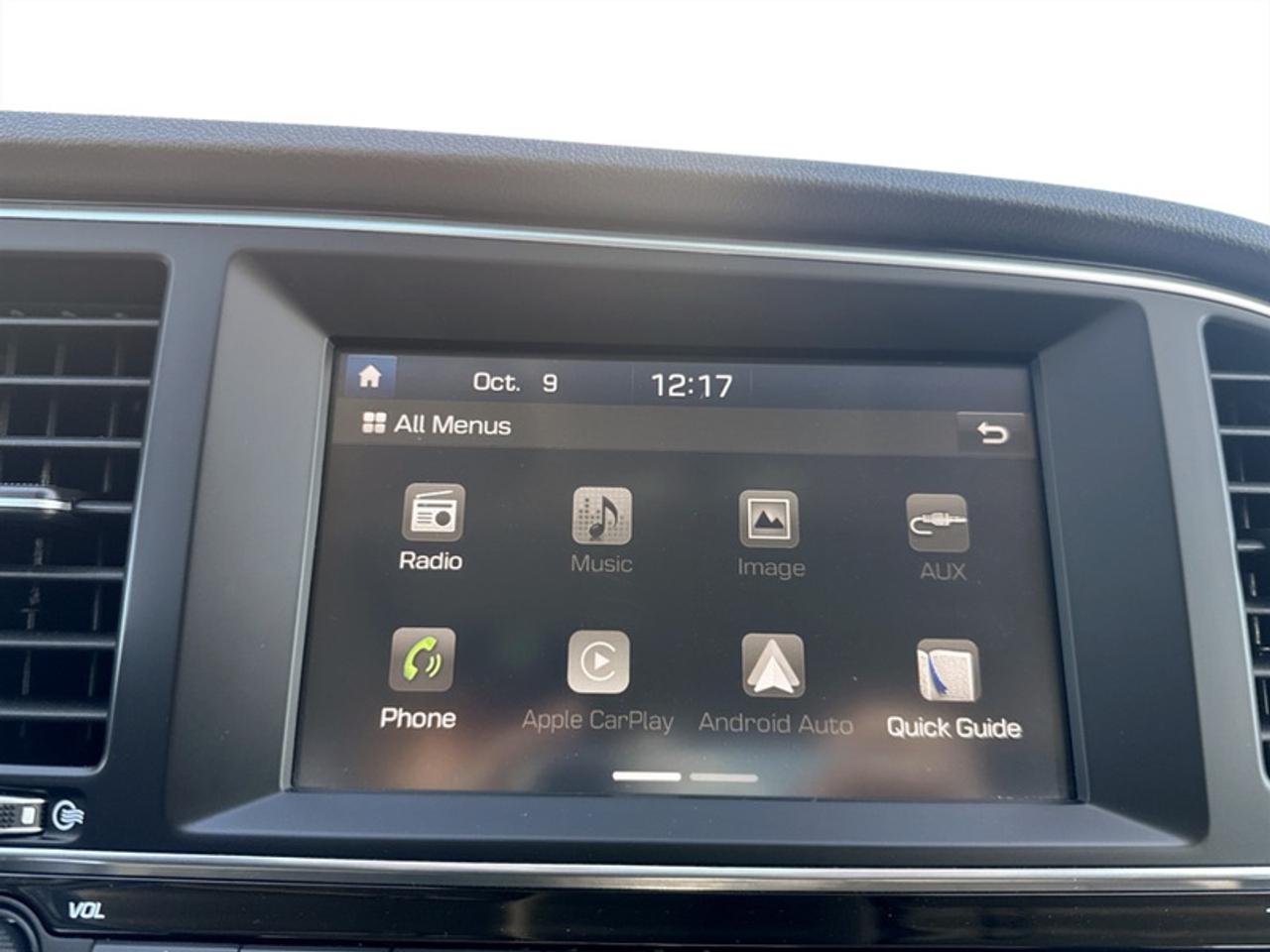 2017 Hyundai Elantra GLS  **GREAT MILEAGE** Photo