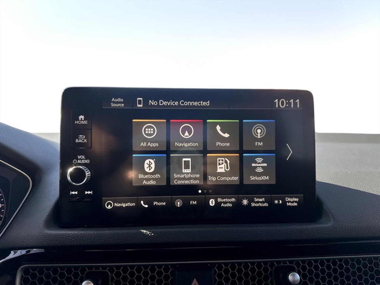 2022 Honda Civic Sedan Touring  **VERY LOW KMS** Photo