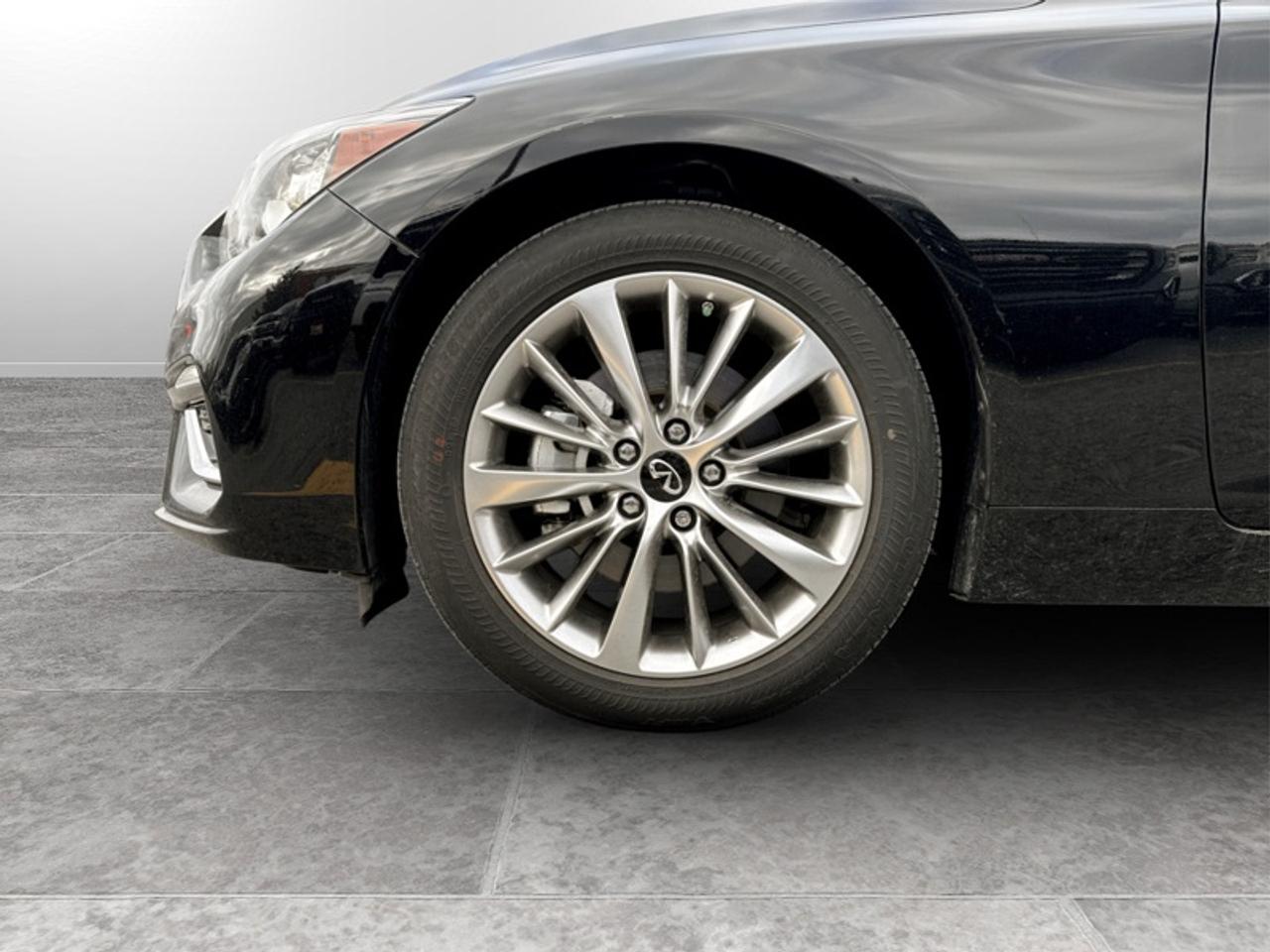 2024 Infiniti Q50 LUXE Photo