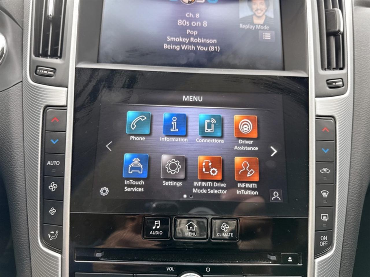 2024 Infiniti Q50 LUXE Photo