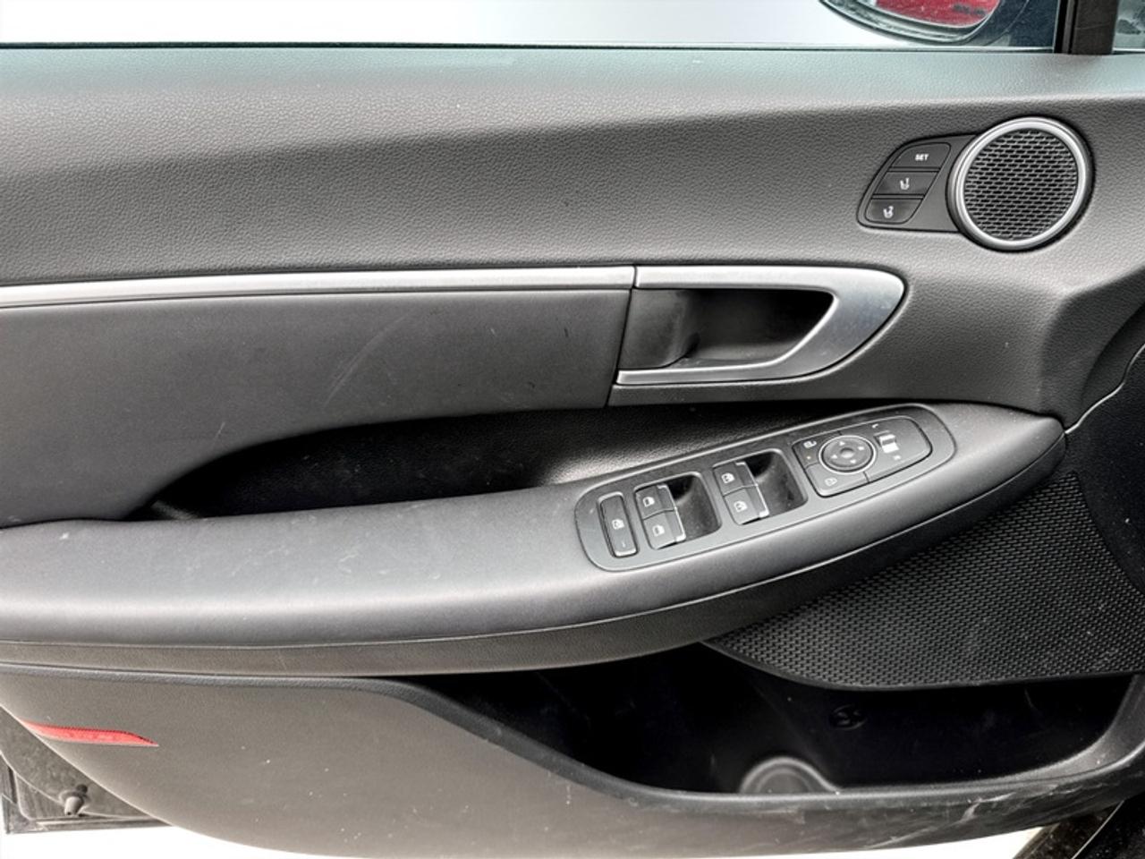 2025 Hyundai Sonata Preferred-Trend Photo