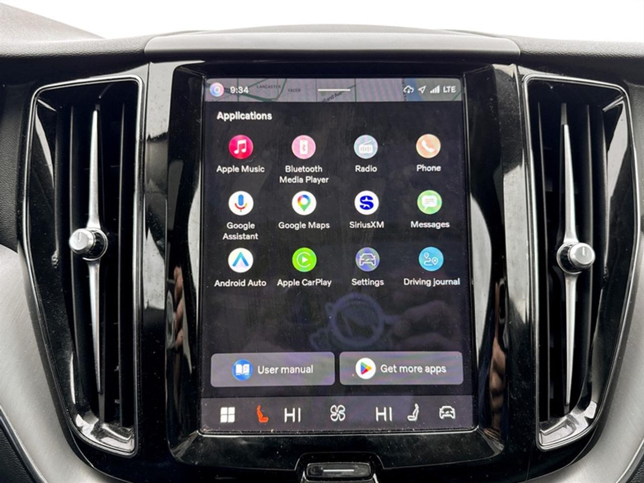 2023 Volvo XC60 B6 Core Photo