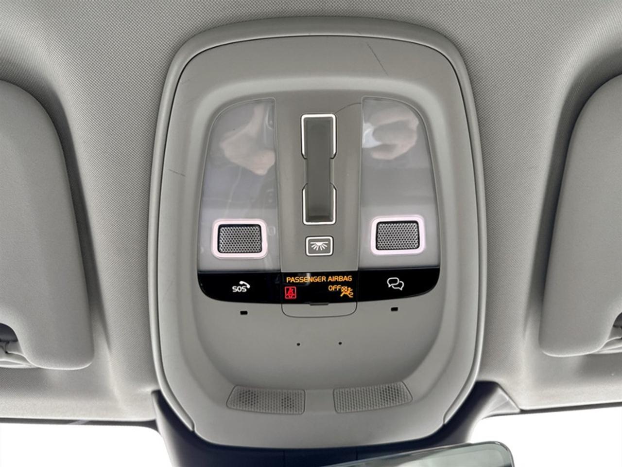 2023 Volvo XC60 B6 Core Photo