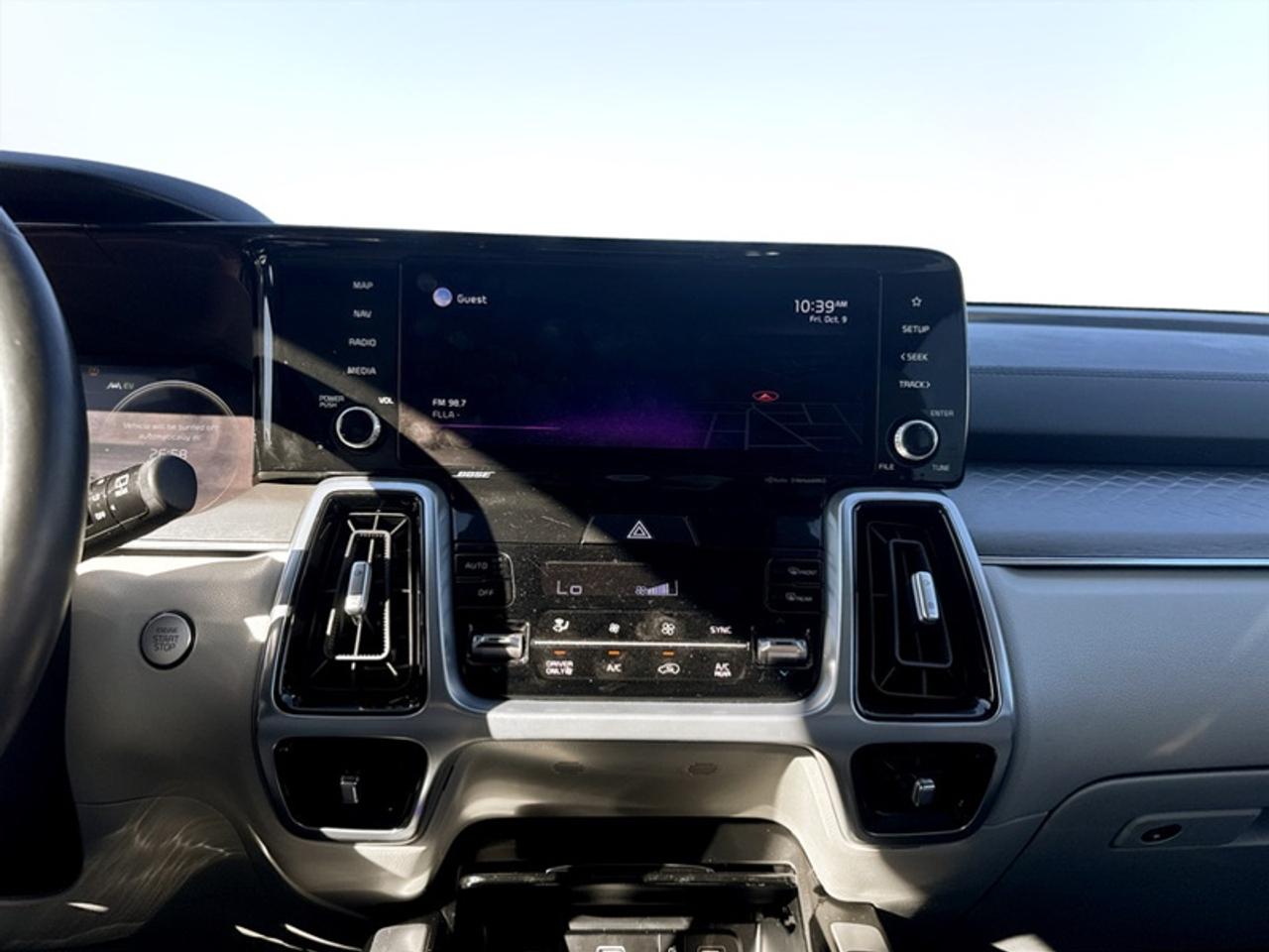 2022 Kia Sorento Plug-In Hybrid SX Prestige Photo