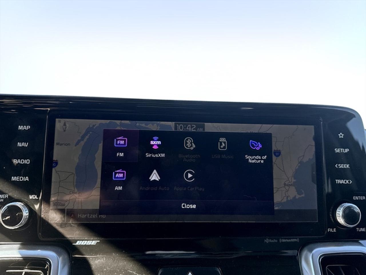 2022 Kia Sorento Plug-In Hybrid SX Prestige Photo