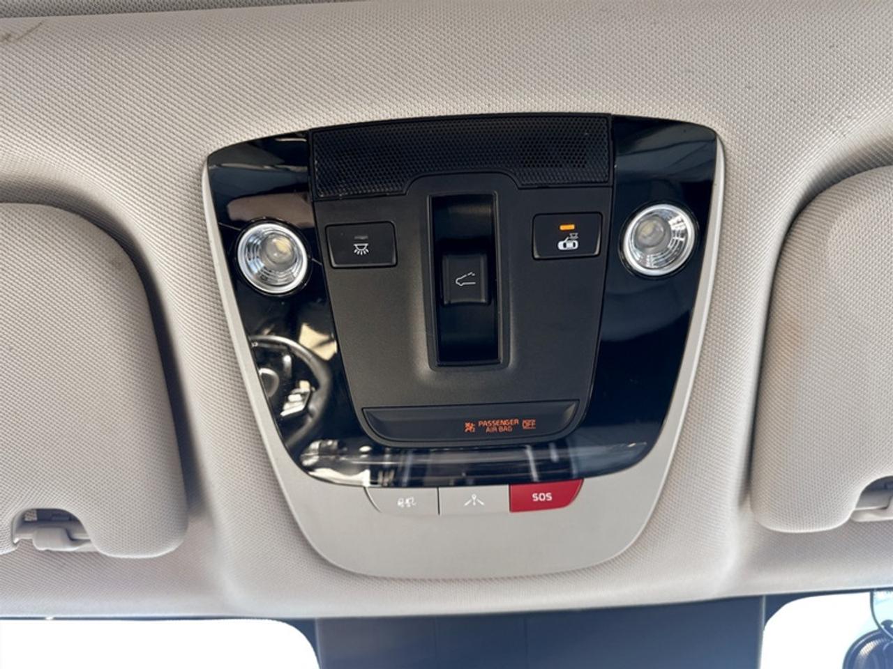 2022 Kia Sorento Plug-In Hybrid SX Prestige Photo