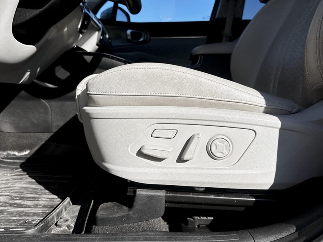 2022 Kia Sorento Plug-In Hybrid SX Prestige Photo