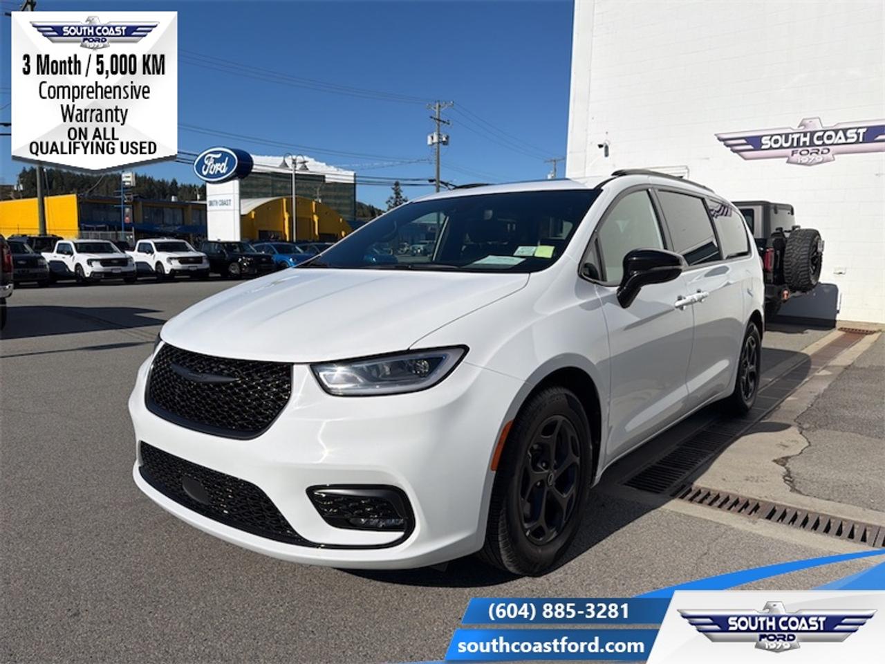 2025 Chrysler Pacifica Limited  - Sunroof -  Navigation Photo0