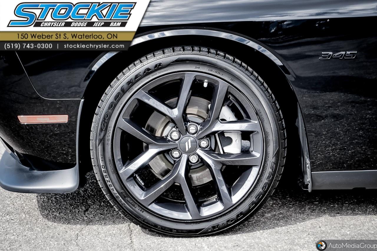 2023 Dodge Challenger R/T RWD Photo