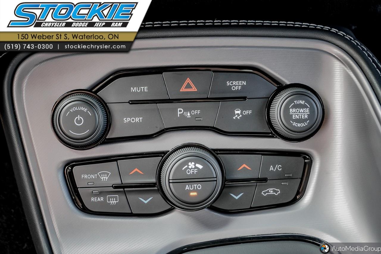 2023 Dodge Challenger R/T RWD Photo