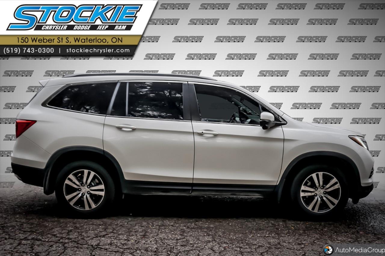 2017 Honda Pilot 4WD EX-L with DVD Rear Entertainment System Photo5